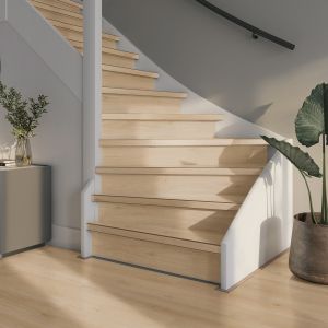 Traprenovatie Vivafloors 7230